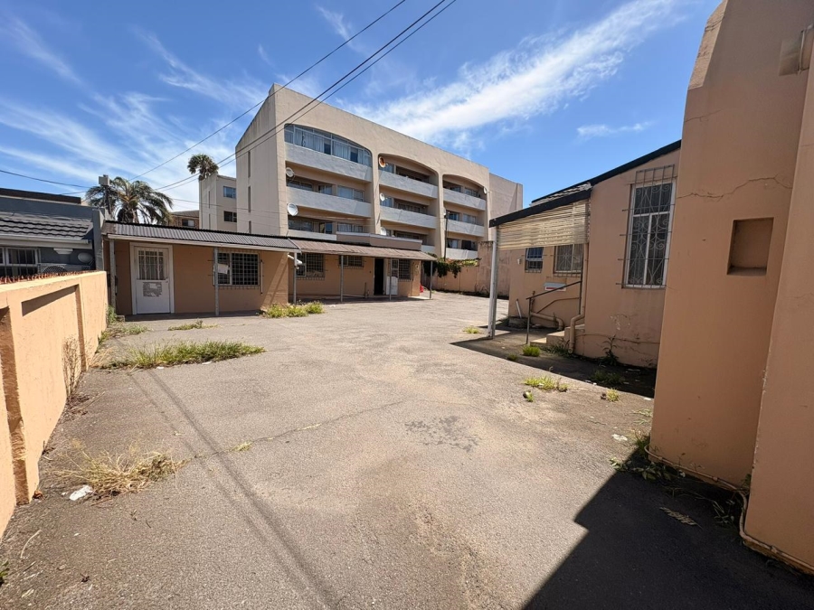 Commercial Property for Sale in Southernwood Eastern Cape